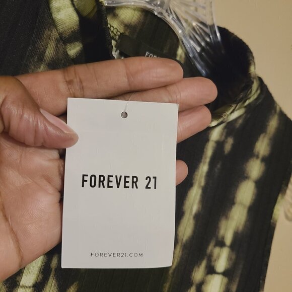 Forever 21 | Women's Tie Dye Sleeveless Mini Bodycon Dress (Size Medium) - Picture 8 of 11